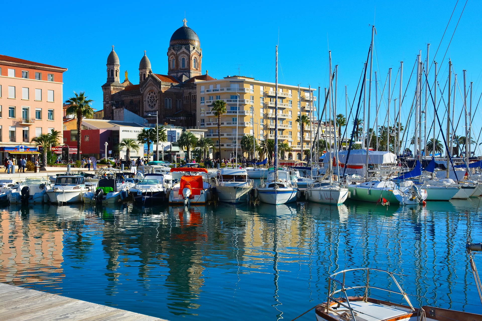 GR®49: De Saint Raphaël (Var) à Rougon (Alpes de Haute-Provence)