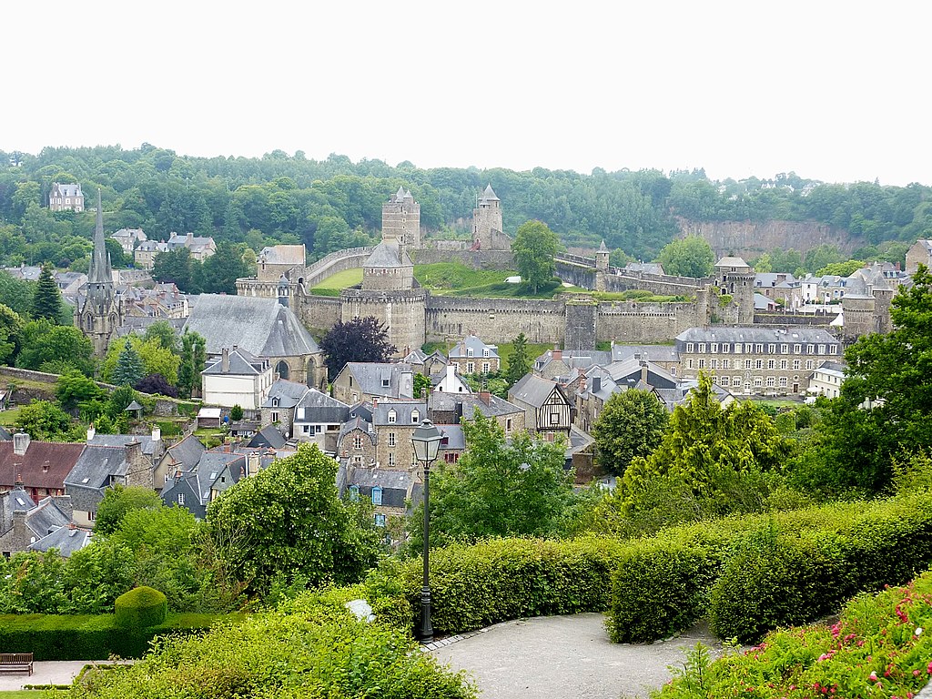 GR®34 section 1 : de Vitré à Pleine-Fougères